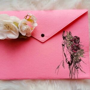 Pferd mit Blumenschmuck - StickZebra
