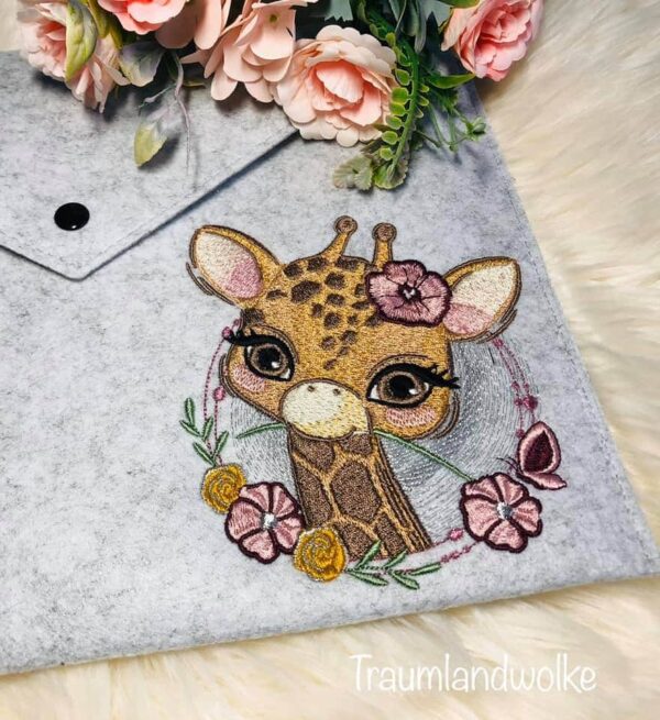88180741_2807346146009544_4346734098732023808_n Giraffe "Ella" - StickZebra