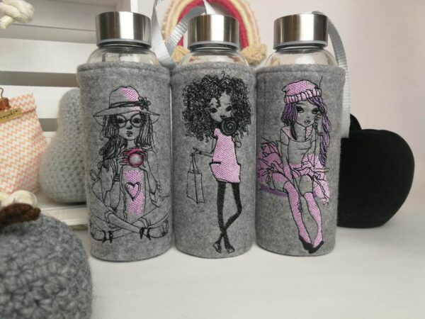 Süßes Mädchen auf Schaukel [Digital] – Bild 4