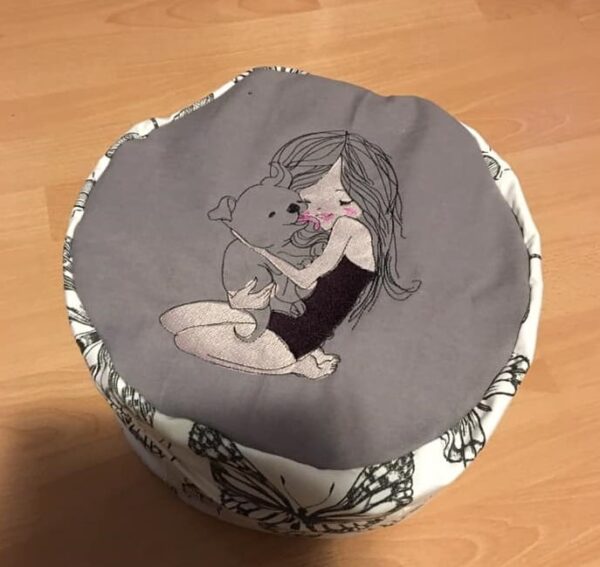 Mädchen mit Hund [Digital] – Bild 2