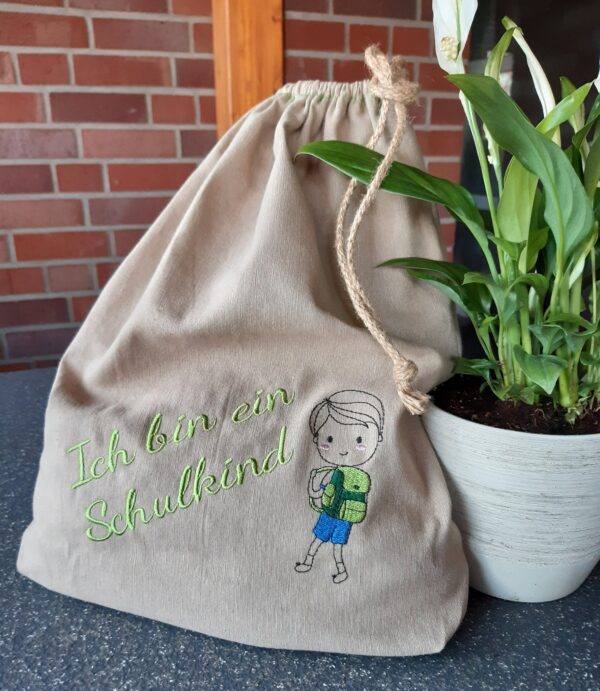 Schuljunge "Tim" [Digital] – Bild 2