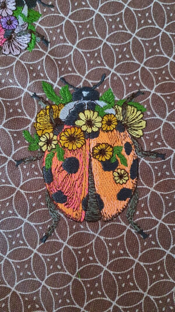 Marienkäfer mit Blumen [Digital] – Bild 6