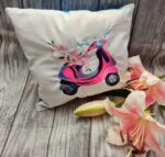 Traumhafter Roller mit Blumen [Digital] – Bild 3