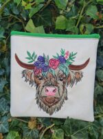 Hochlandrind mit Blumen [Digital] – Bild 4