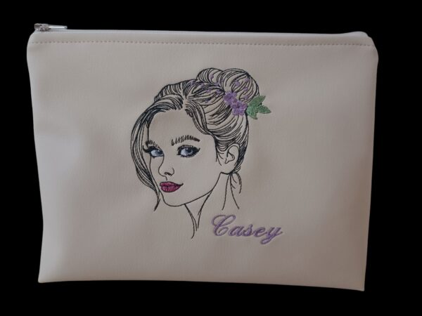 Zauberhafte Frau im Doodle Stil [Digital] – Bild 3