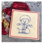 Niedlicher Junge im Nikolauskostüm [Digital] – Bild 2