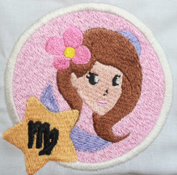 Sternzeichen Jungfrau im Comic Stil Stickdatei [Digital] – Bild 2