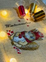 Niedliches Winter Eichhörnchen [Digital] – Bild 5