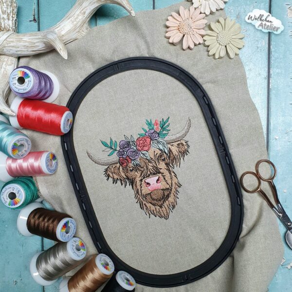 Hochlandrind mit Blumen [Digital] – Bild 2