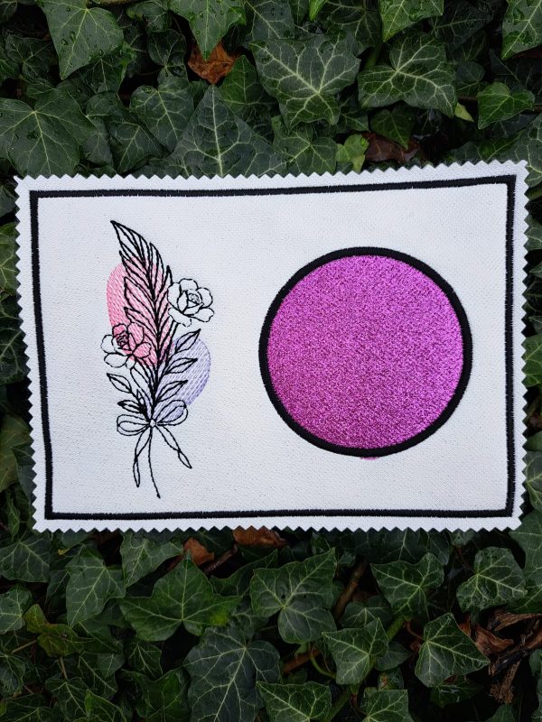 Feder Stickdatei, elegante Doodle Feder mit Rosen für deine Stickmaschine [Digital] – Bild 3