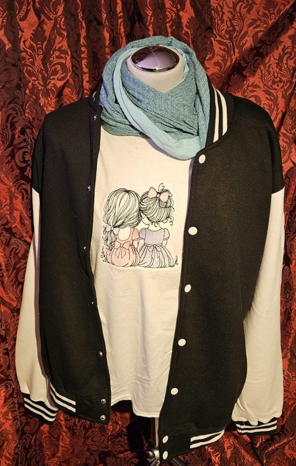 Mädchen Stickdatei, zuckersüßes Freundschafts Motiv für deine Stickmaschine [Digital] – Bild 5