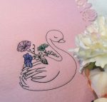 Schwan Stickdatei, blumiger Schwan für deine Stickmaschine [Digital] – Bild 2