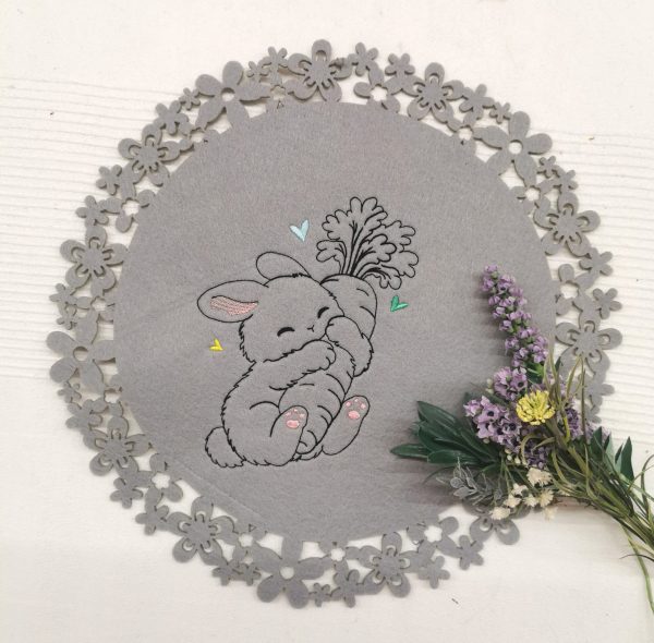 Hase Stickdatei, verliebter Doodle Hase mit seiner Karotte [Digital] – Bild 3