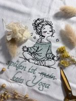 Yoga Lady Stickdatei, niedliche Frau in Yoga Pose für deine Stickmaschine [Digital] – Bild 2